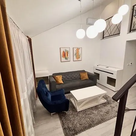Urban Maisonette